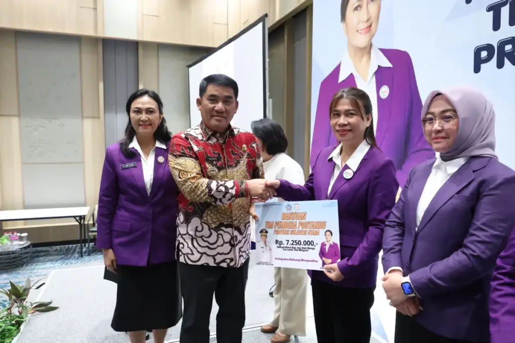 perkuat-transformasi-posyandu,-gubernur-yulius-tekankan-sinergi-lintas-sektor-di-sulut